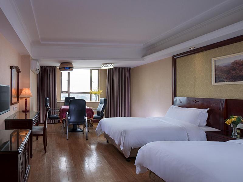 Vienna Hotel Dongguan Chang'An Mid Zhen'An Road エクステリア 写真