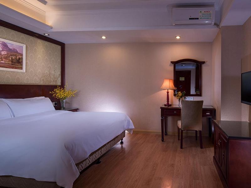 Vienna Hotel Dongguan Chang'An Mid Zhen'An Road エクステリア 写真