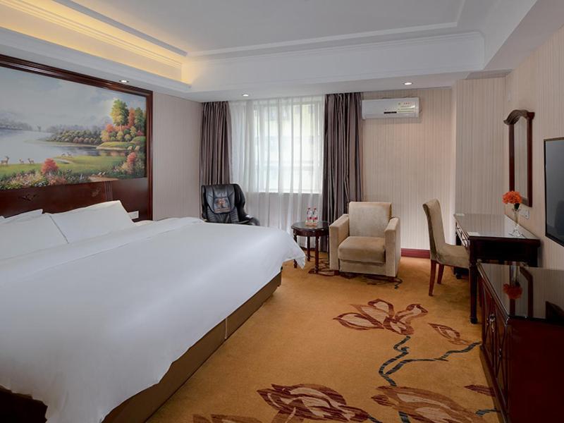 Vienna Hotel Dongguan Chang'An Mid Zhen'An Road エクステリア 写真